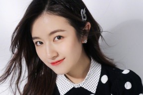 中国九游体育-花样滑冰融合灯光与舞美提升视觉体验，花样滑冰混合项目