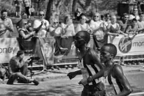 9游-塞内加尔男篮在非洲锦标赛中奋战不息，誓夺冠军，南非洲杯塞内加尔