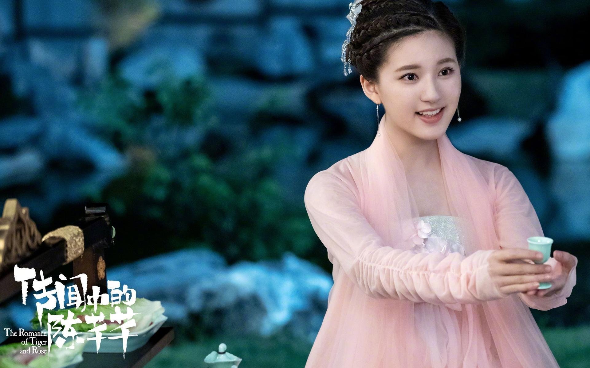 赛场爆冷弱旅击败强队刷新战队历史战绩